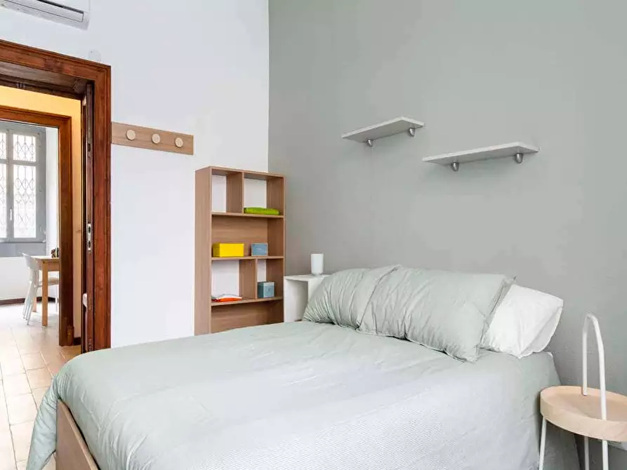 Immagine 2 di Camera in affitto  in Via Verona8 a Milano