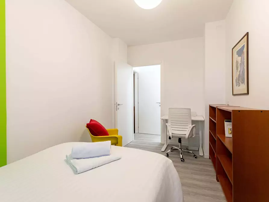 Immagine 20 di Appartamento in affitto  in Via Franco Russoli9 a Milano