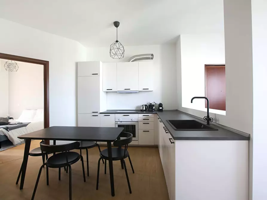 Immagine 14 di Camera in affitto  in Via Carlo Marx5 a Milano