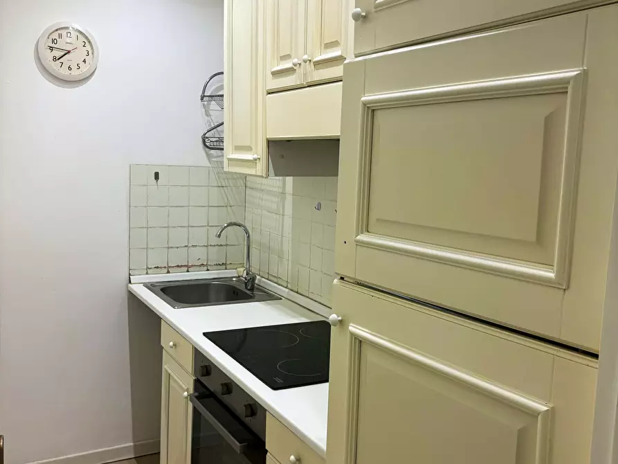 Immagine 20 di Camera in affitto  in Via Angelo de Gasperis2 a Milano