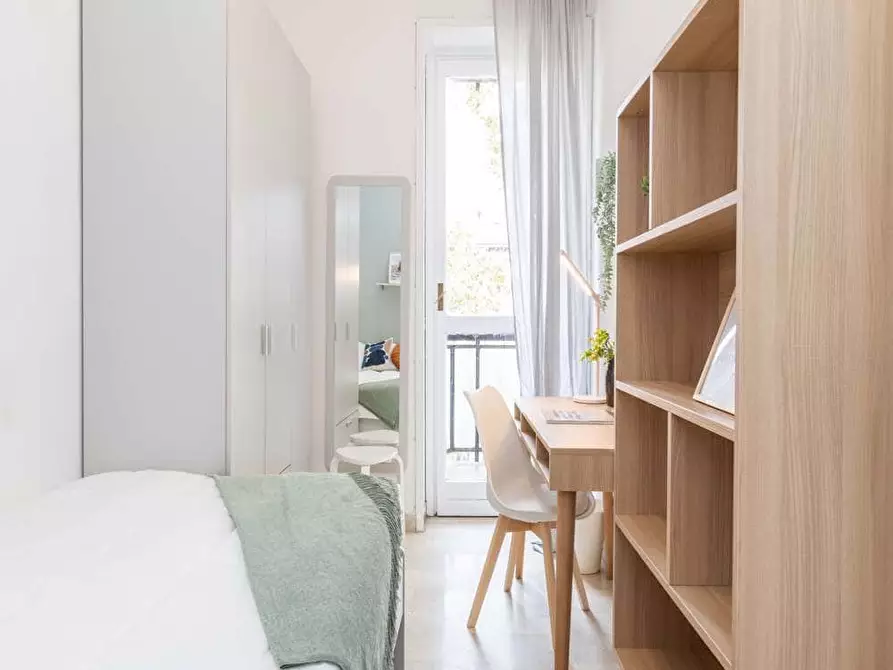 Immagine 2 di Camera in affitto  in Viale Tibaldi2 a Milano