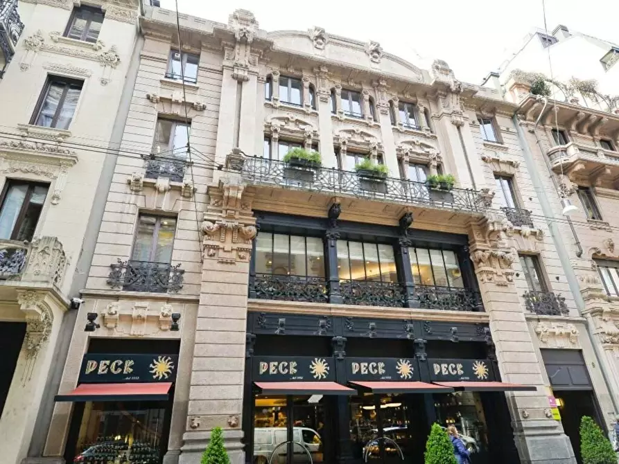 Immagine 3 di Appartamento in affitto  in Piazza Santa Maria Beltrade1 a Milano