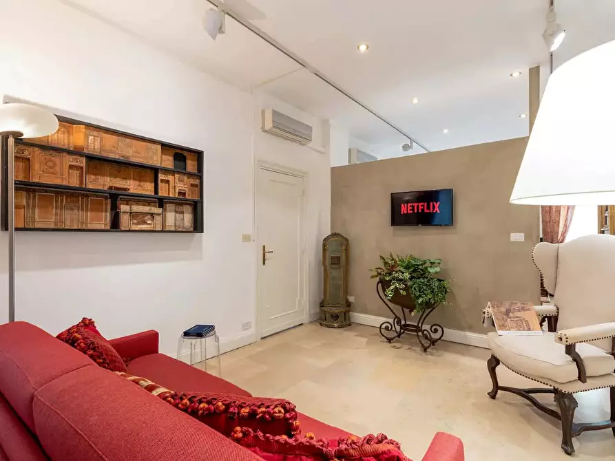 Immagine 31 di Appartamento in affitto  in Via di San Sebastianello9 a Roma