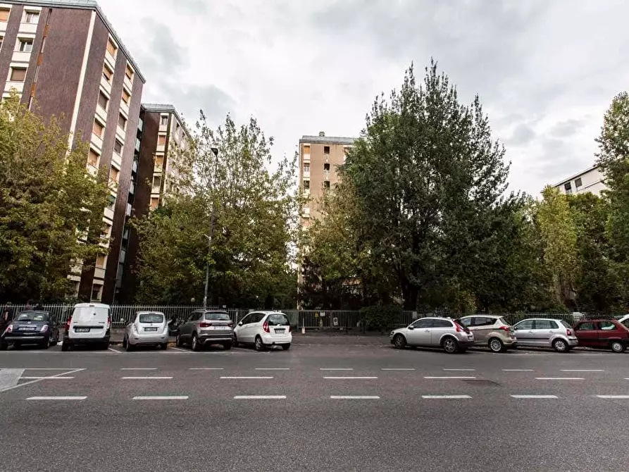 Immagine 12 di Camera in affitto  in Via Leone Tolstoi64 a Milano