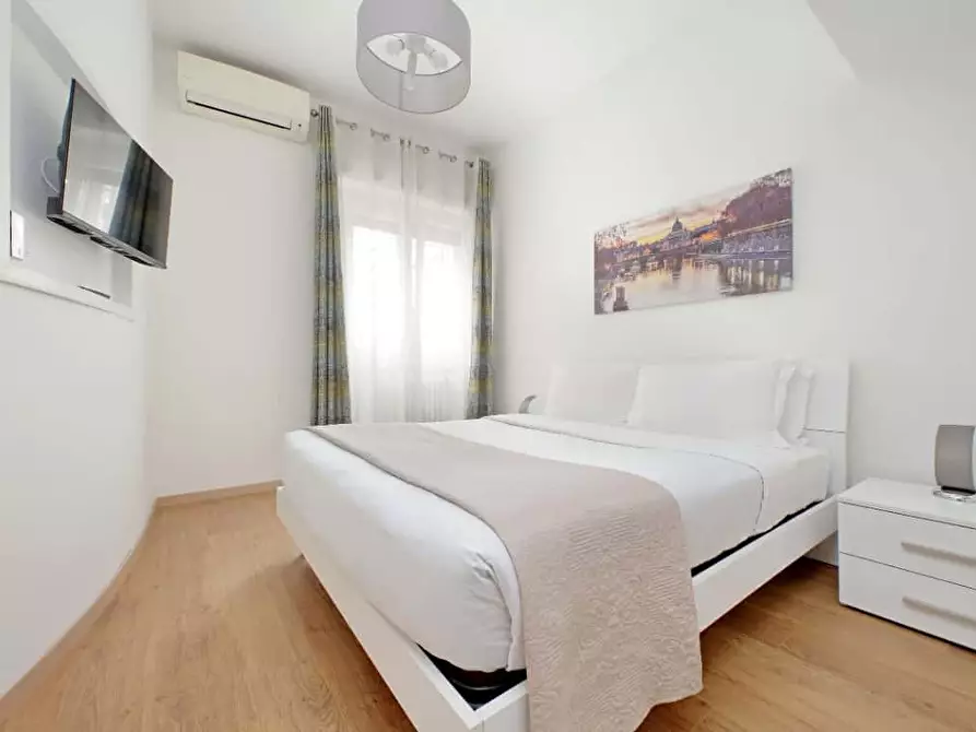 Immagine 2 di Appartamento in affitto  in Via Innocenzo XI7 a Roma