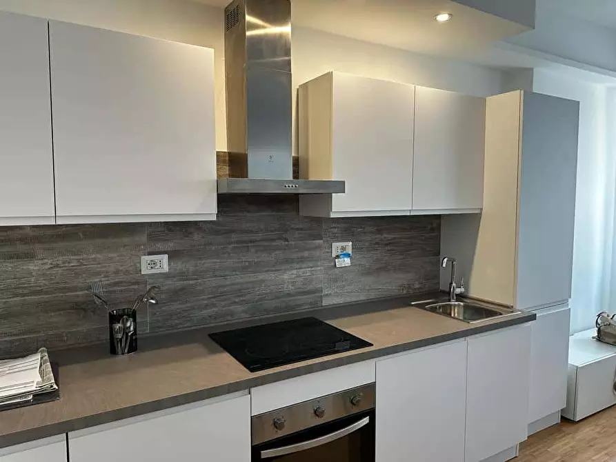 Immagine 3 di Appartamento in affitto  in Via Guido Guinizelli15 a Milano