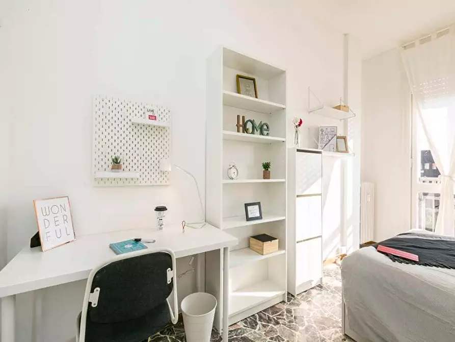 Immagine 10 di Camera in affitto  in Via Monte Bianco46 a Milano