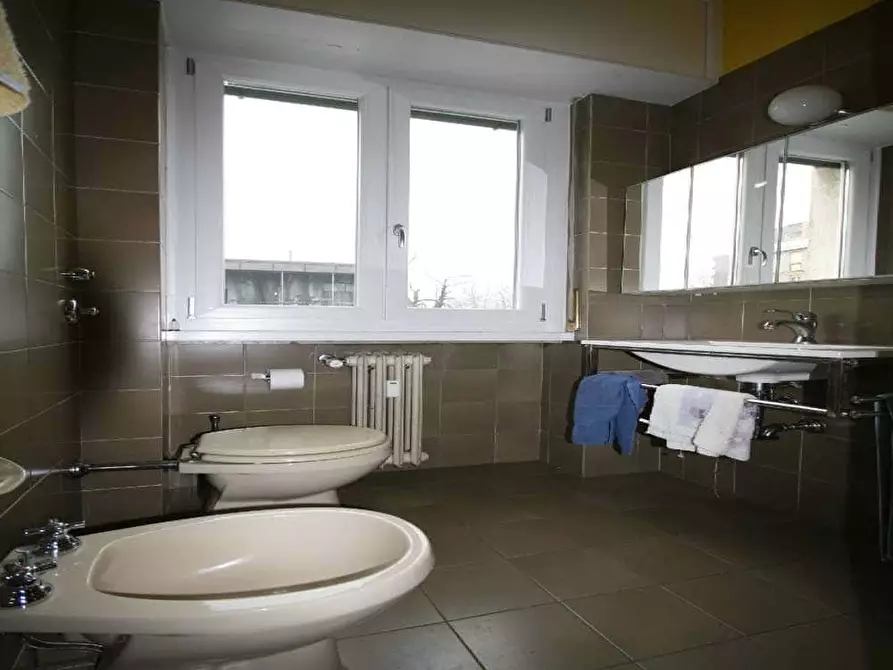 Immagine 5 di Camera in affitto  in Via Restelli49 a Milano