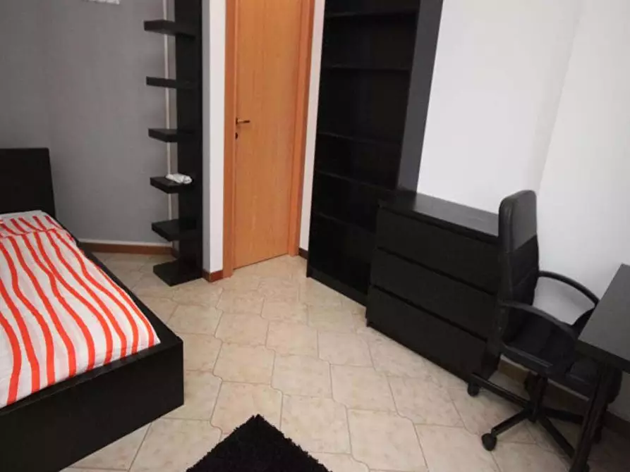 Immagine 7 di Camera in affitto  in Via Ulisse Salis10 a Milano