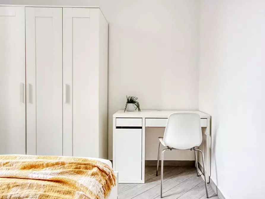 Immagine 3 di Camera in affitto  in Via Giovanni Pezzotti44 a Milano