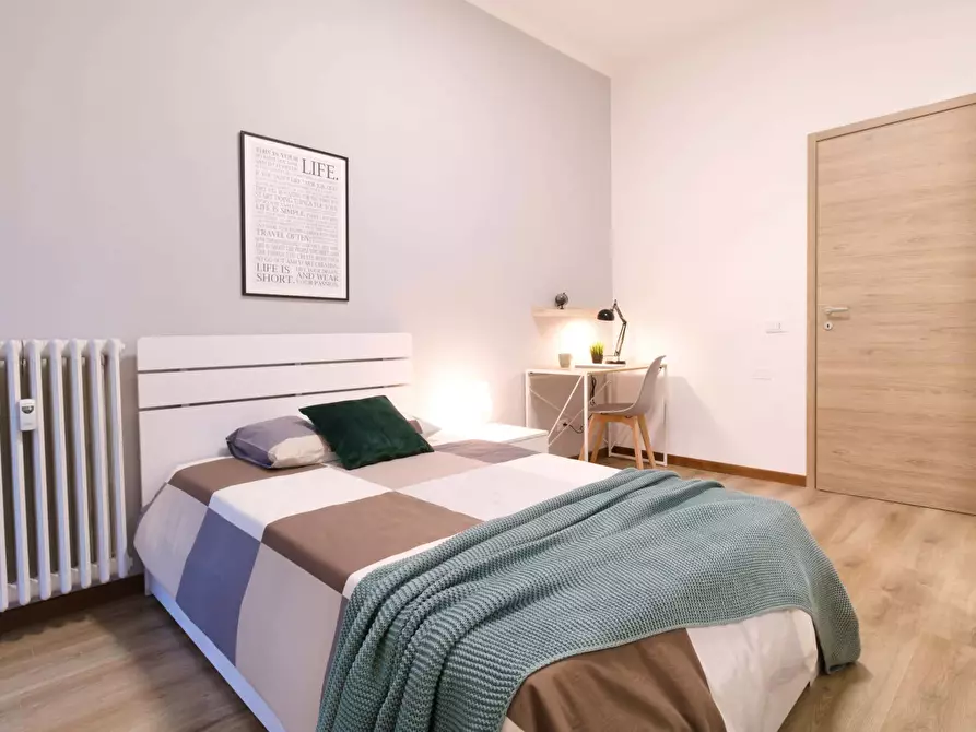 Immagine 2 di Camera in affitto  in Via Senatore Diogene Valotti a Brescia