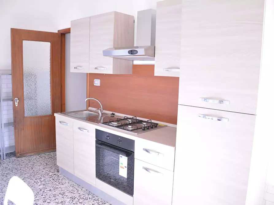 Immagine 4 di Camera in affitto  in Via Is Mirrionis87 a Cagliari