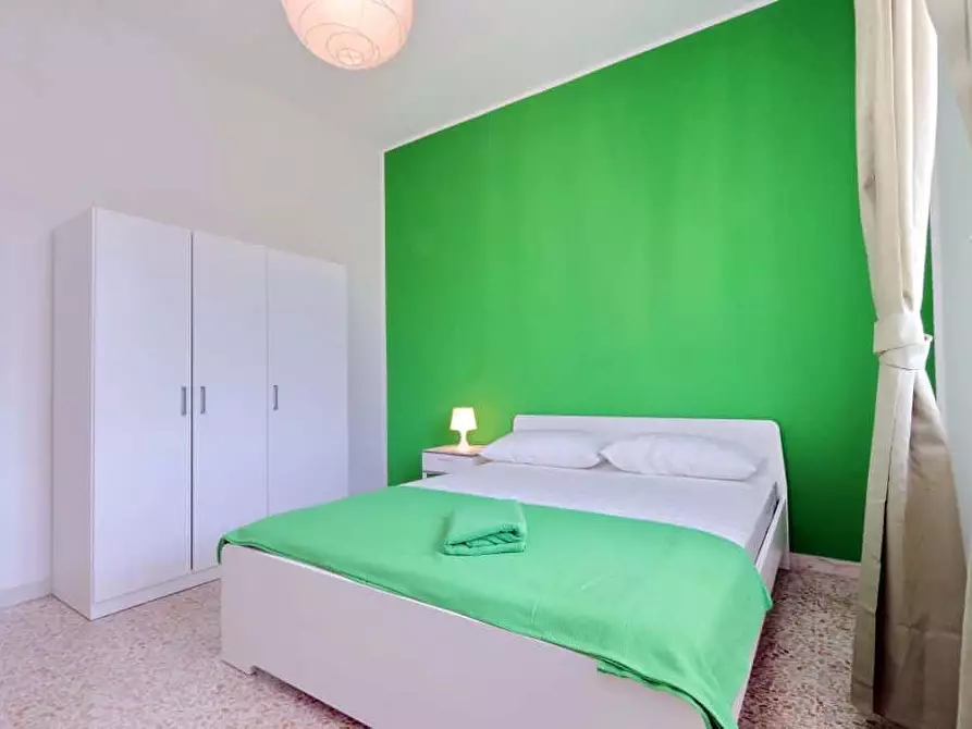 Immagine 6 di Camera in affitto  in Via Vincenzo Bellini56 a Firenze