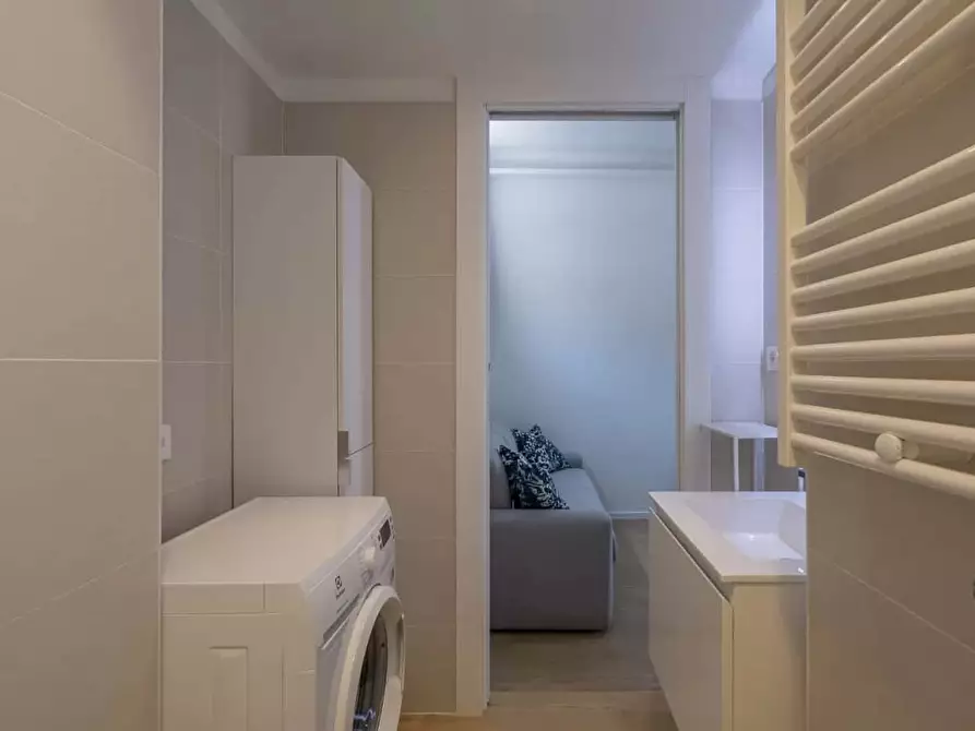 Immagine 17 di Appartamento in affitto  in Via Accademia53 a Milano