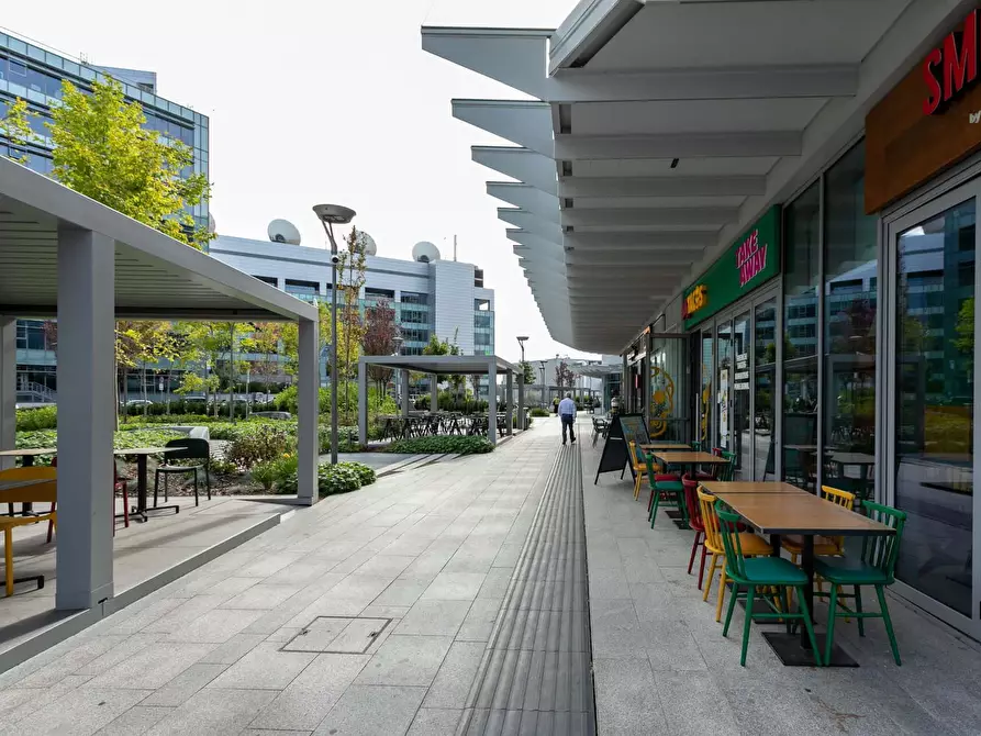 Immagine 25 di Appartamento in affitto  in Via del Futurismo8 a Milano