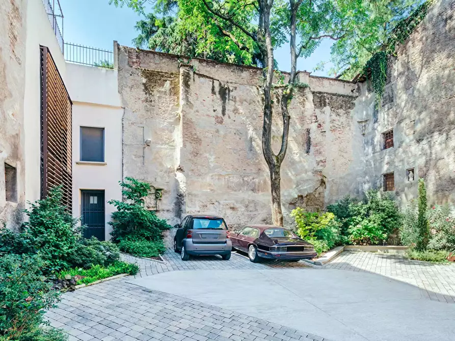 Immagine 12 di Appartamento in affitto  in Strada Maggiore52 a Bologna