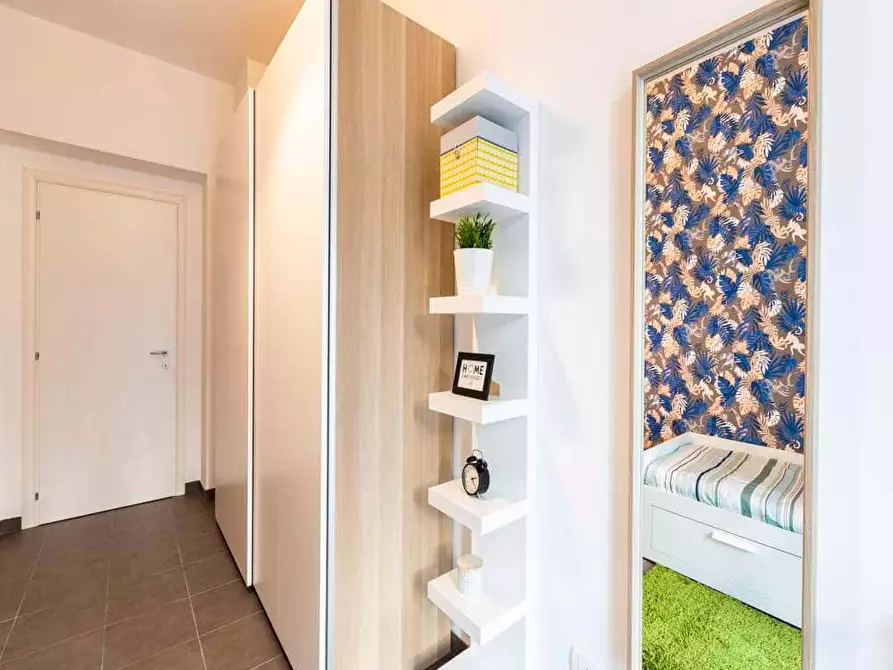 Immagine 4 di Camera in affitto  in Via Gardone5 a Milano