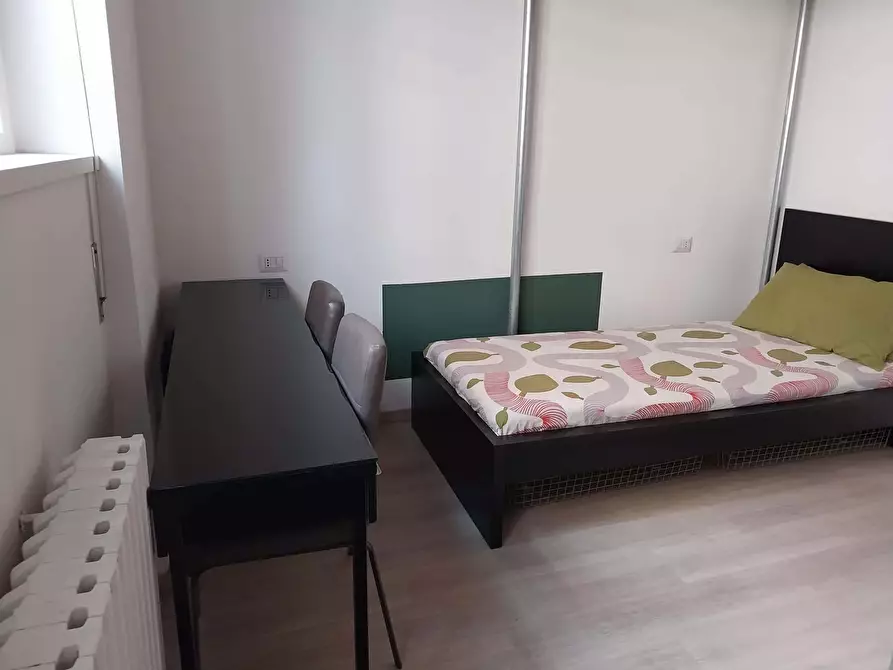 Immagine 3 di Camera in affitto  in Via Padova70 a Milano