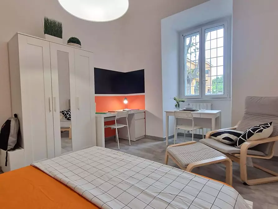 Immagine 3 di Camera in affitto  in Via Ostiense343 a Roma