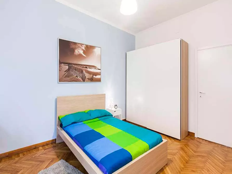 Immagine 8 di Camera in affitto  in Via Col Moschin1 a Milano