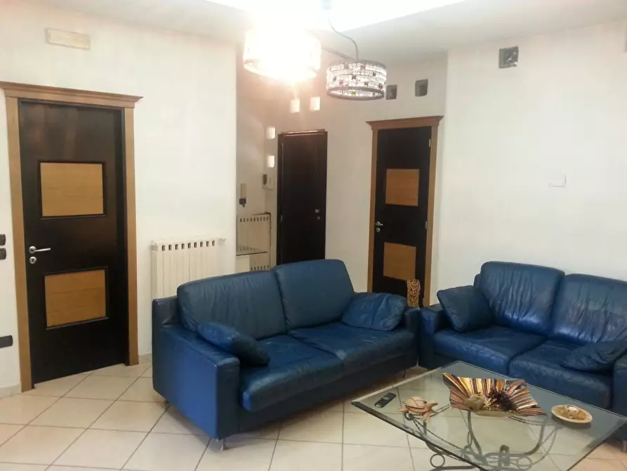 Immagine 1 di Appartamento in affitto  in Via P. Nenni9 a Casoria