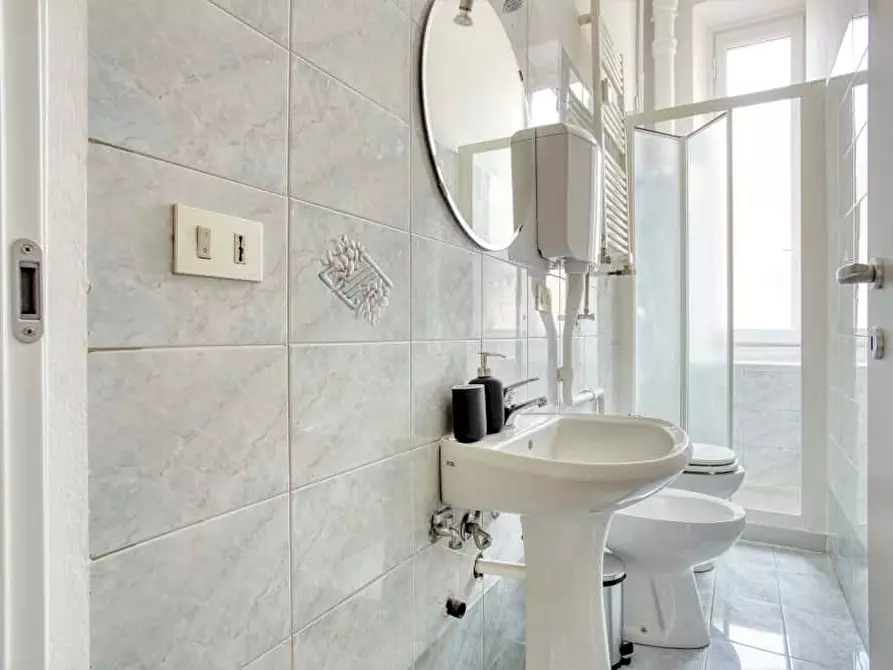 Immagine 13 di Camera in affitto  in Via Francesco Brioschi71 a Milano