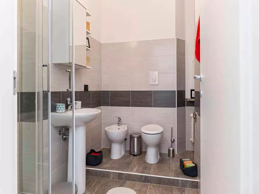 Immagine 52 di Camera in affitto  in Via Giulio Tarra1 a Milano