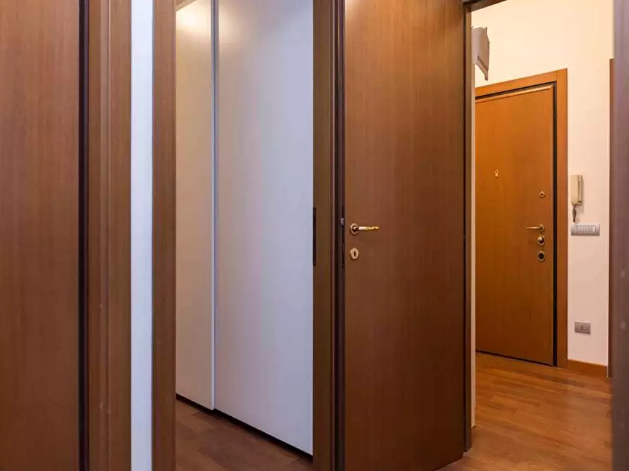 Immagine 16 di Camera in affitto  in Via Polesine33 a Milano