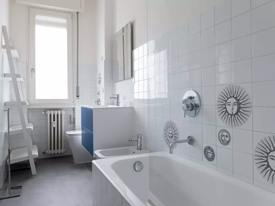 Immagine 15 di Appartamento in affitto  in Via Domodossola21 a Milano