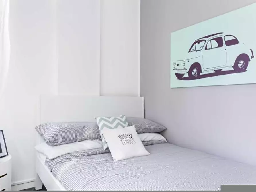 Immagine 2 di Camera in affitto  in Via Giuseppe Frua16 a Milano