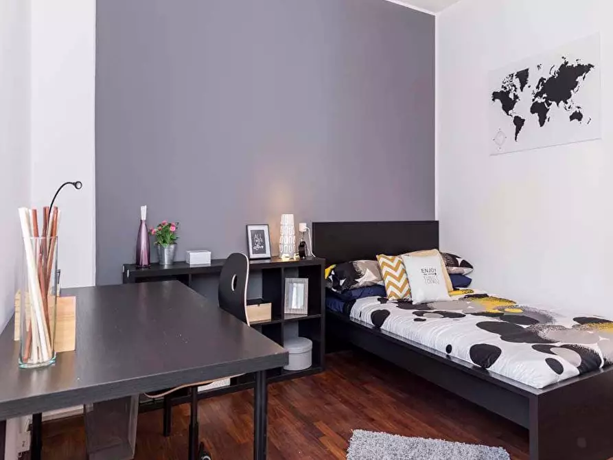 Immagine 4 di Camera in affitto  in Via Giuseppe Frua16 a Milano