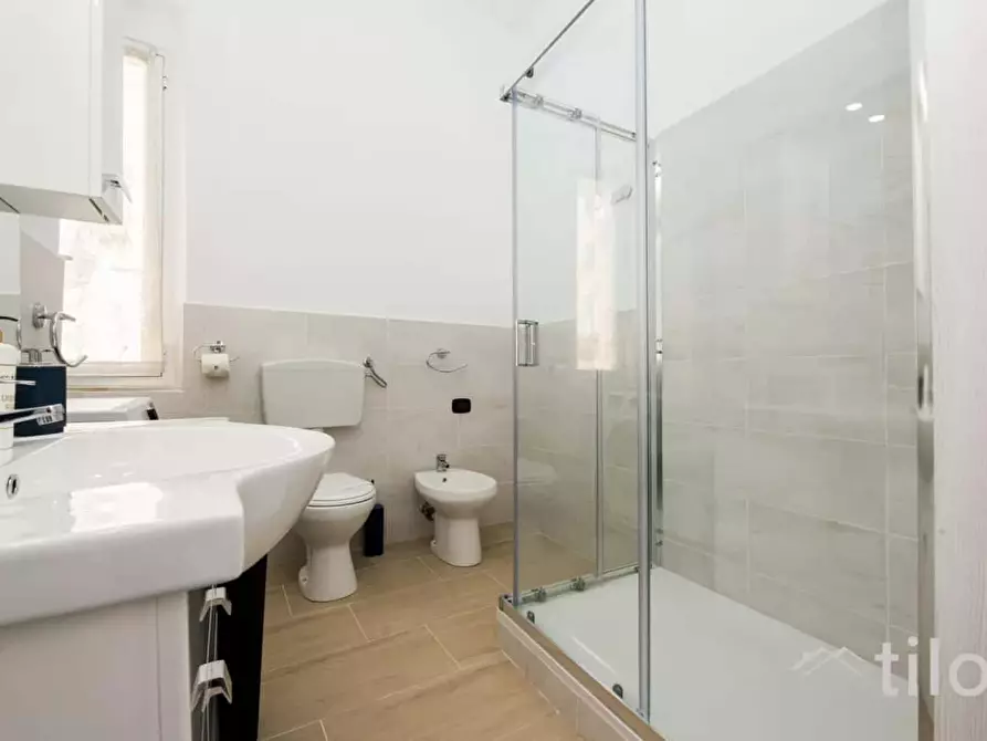 Immagine 31 di Appartamento in affitto  in Via Ciro Menotti46 a Genova