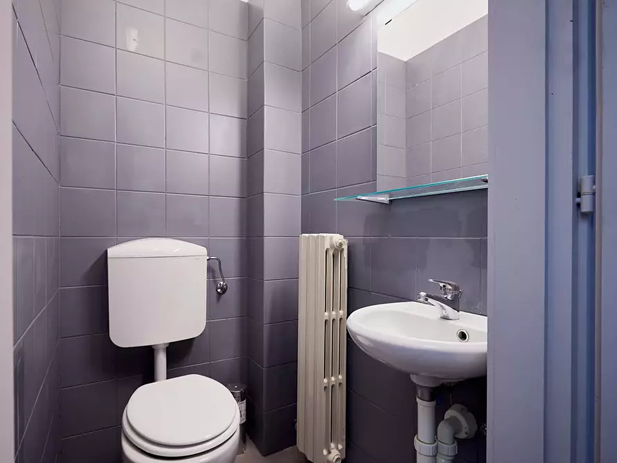 Immagine 21 di Camera in affitto  in Via Ormea85 a Torino