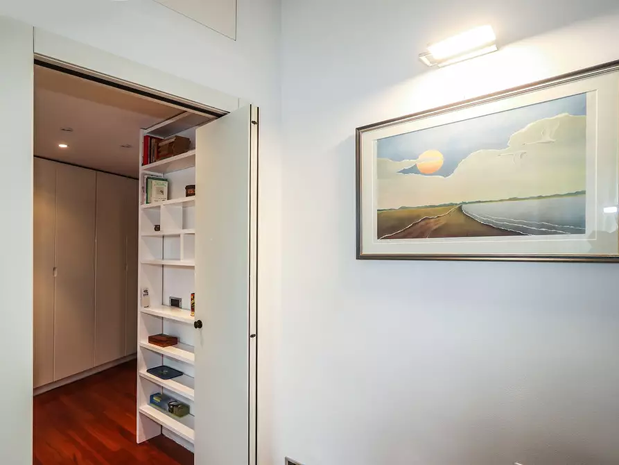 Immagine 18 di Appartamento in affitto  in Via Alserio30 a Milano