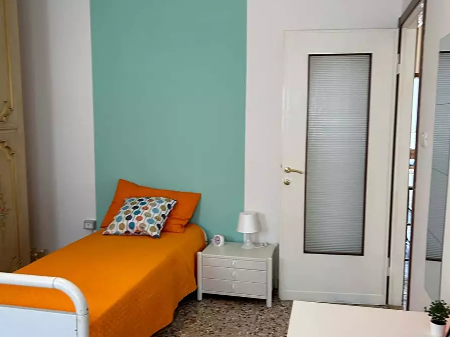 Immagine 1 di Camera in affitto  in Via Marsala39g a Verona