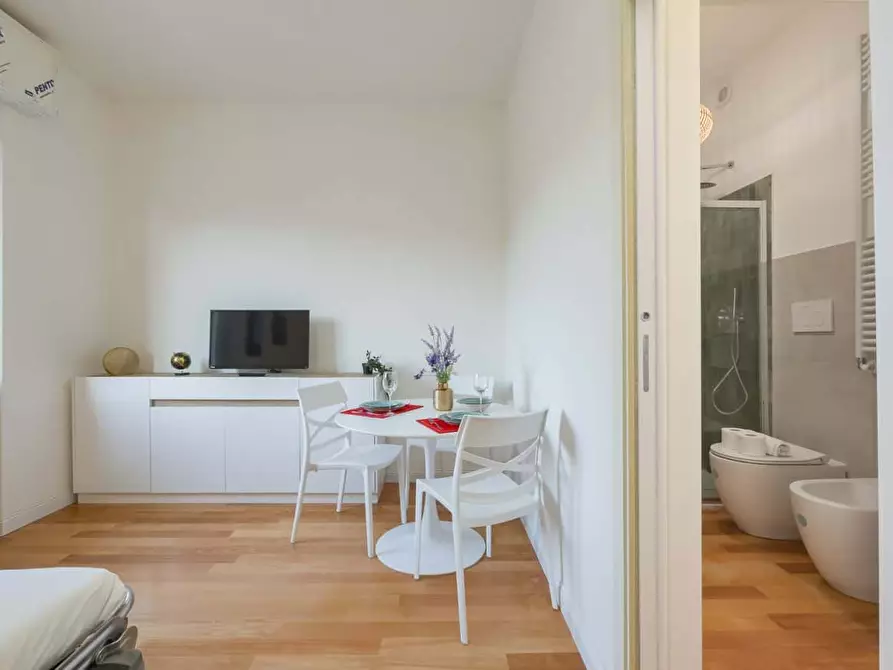 Immagine 17 di Appartamento in affitto  in Via Gressoney1 a Milano