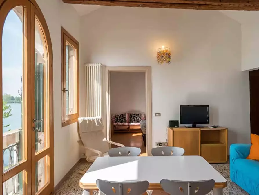 Immagine 5 di Appartamento in affitto  in Riviera San Nicolò31 a Venezia