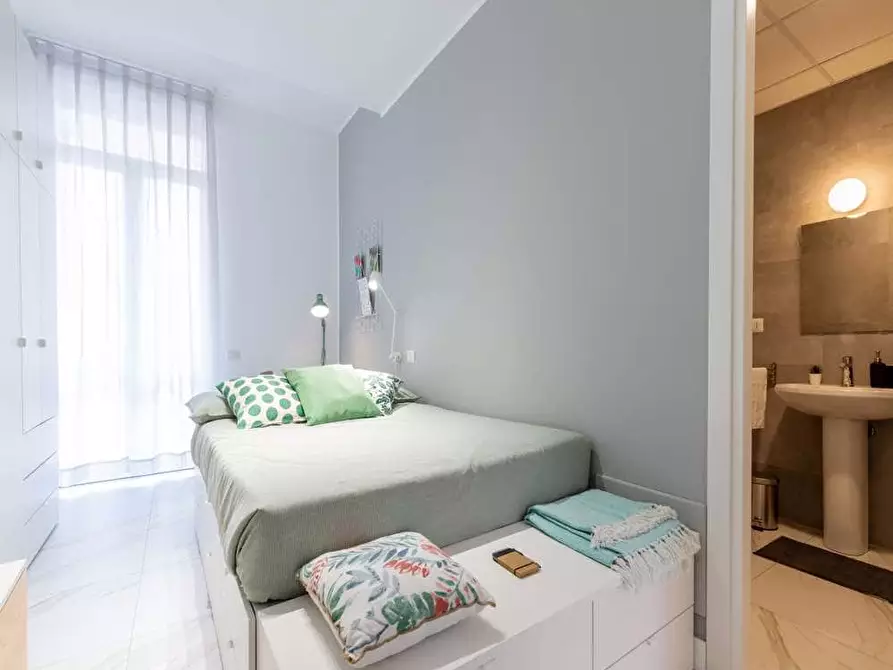 Immagine 6 di Camera in affitto  in Viale Bligny28 a Milano