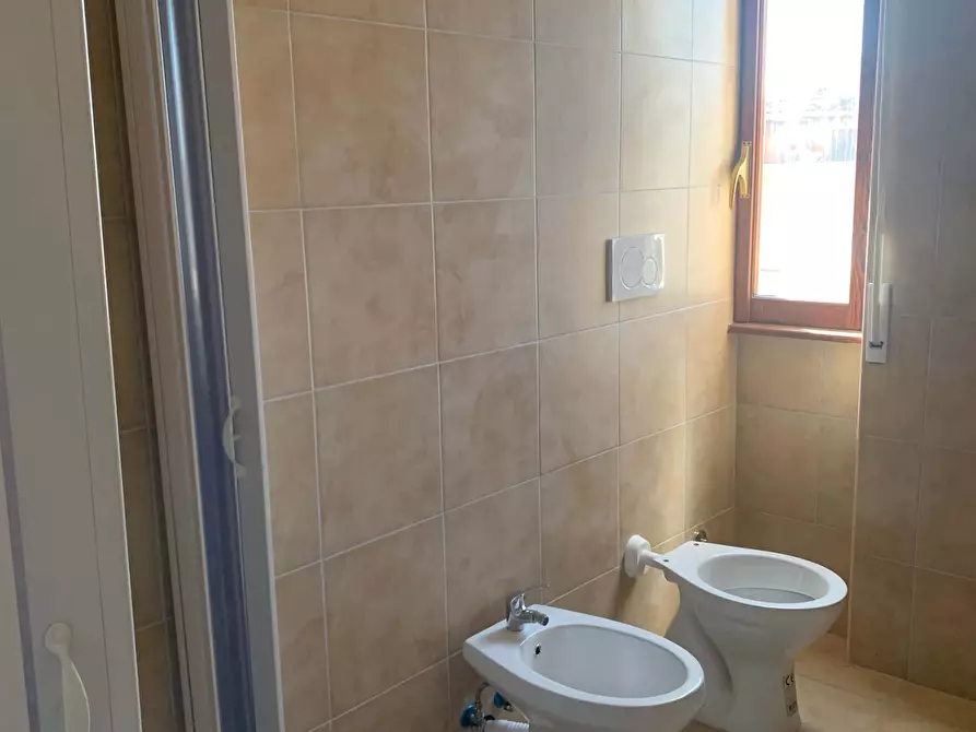Immagine 11 di Camera in affitto  in Via Imperia6 a Roma