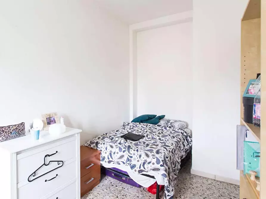 Immagine 20 di Camera in affitto  in Via Achille Feraboli a Milano