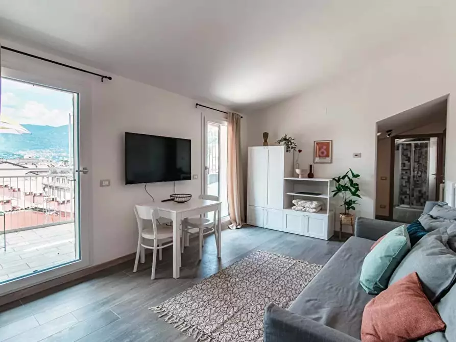 Immagine 23 di Appartamento in affitto  in Via Bonanomi14 a Como