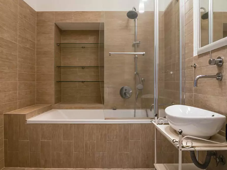 Immagine 16 di Camera in affitto  in Piazza Umanitaria2 a Milano