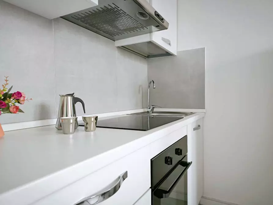 Immagine 8 di Appartamento in affitto  in Via Giovanni Battista Cassinis1 a Milano