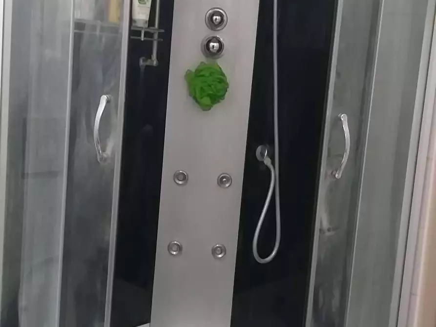 Immagine 12 di Camera in affitto  in Via Fernando Santi5 a Milano