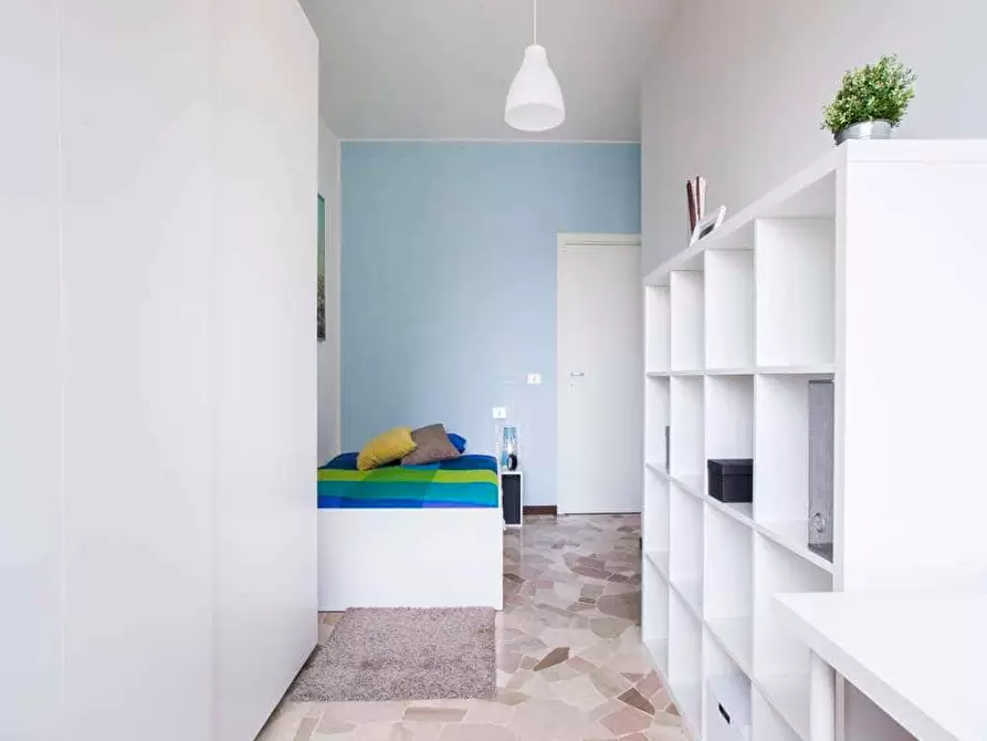 Immagine 1 di Camera in affitto  in Via Raffaello Bertieri1 a Milano