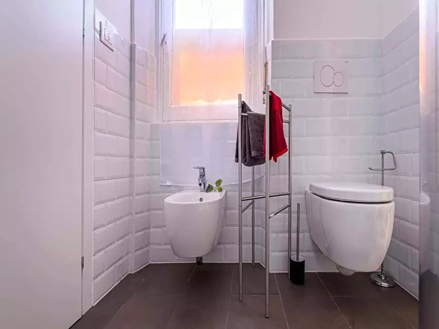 Immagine 13 di Camera in affitto  in Via Spalato2 a Milano