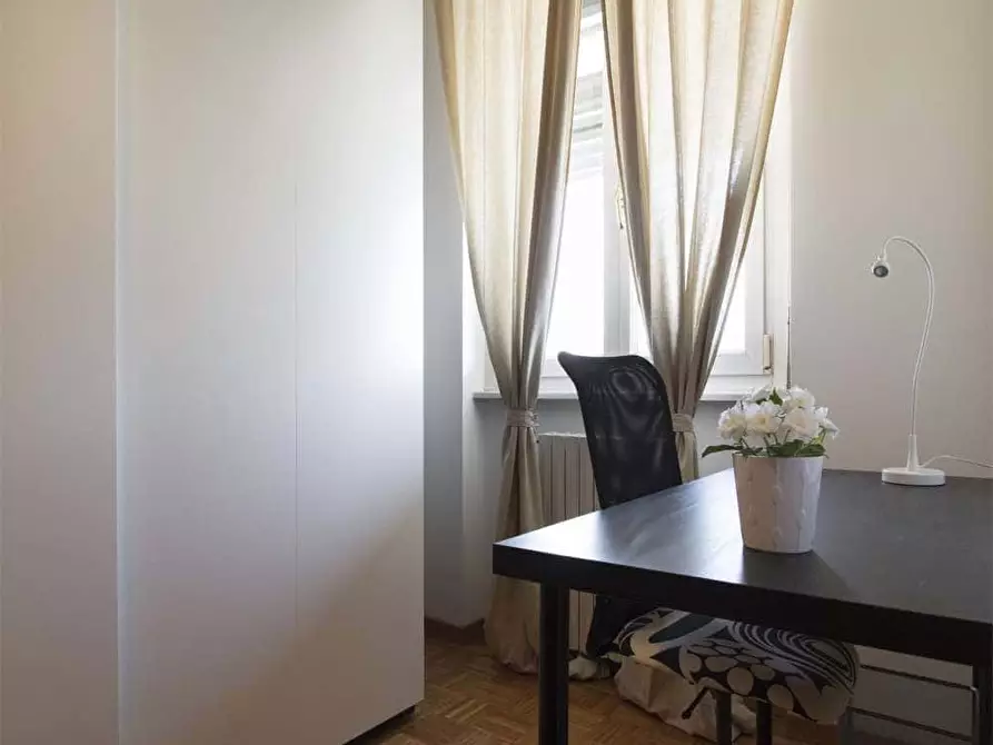 Immagine 5 di Camera in affitto  in Via Pellegrino Rossi80 a Milano
