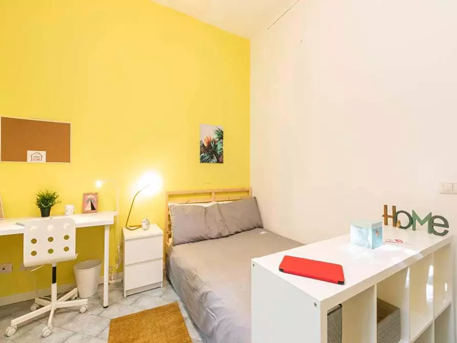 Immagine 6 di Camera in affitto  in Corso San Gottardo40 a Milano