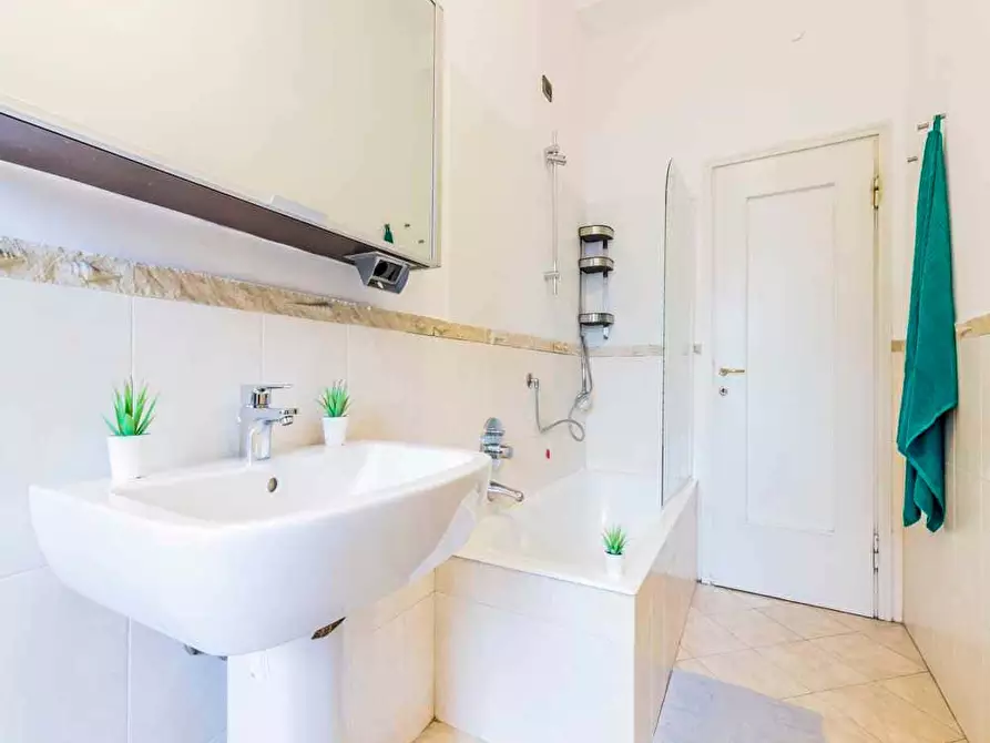 Immagine 20 di Camera in affitto  in Via Andrea Solari43/2 a Milano