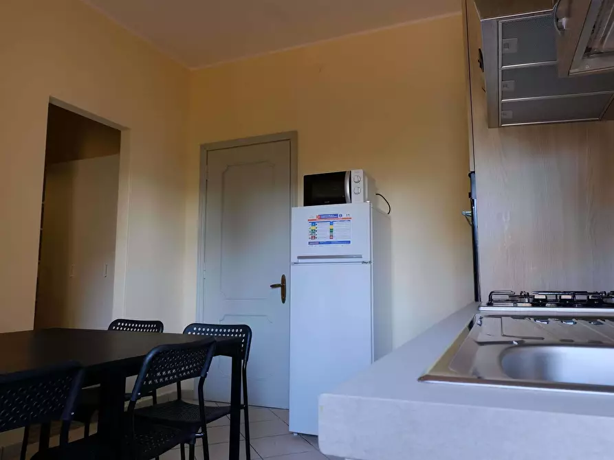 Immagine 6 di Camera in affitto  in Via Pola5 a Cagliari